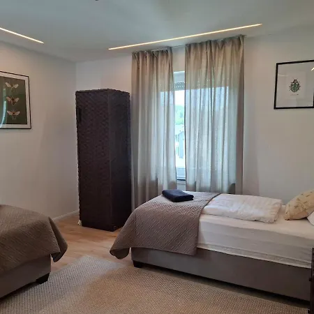 Modernes Wohlfuehl-apartment Zentral *